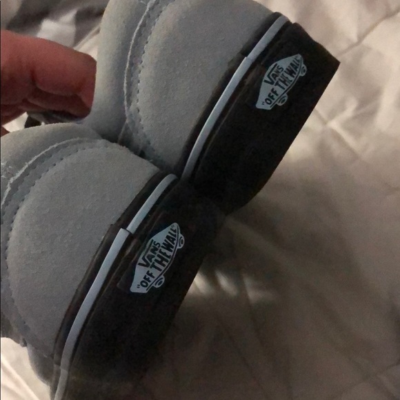 VANS size 7.5 - Picture 2 of 4